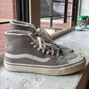 Vans Decon Gray & White High-Tops
